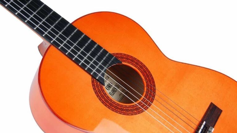 Basic flamenco structures on the guitar (I)